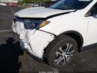 2018 Toyota Rav4 Le White vin: JTMZFREV1JJ151097