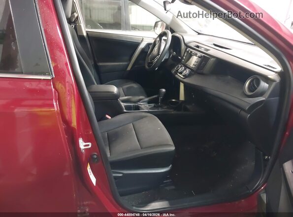 JTMZFREV9JD112367 2018 TOYOTA LE Красный Вид салона спереди