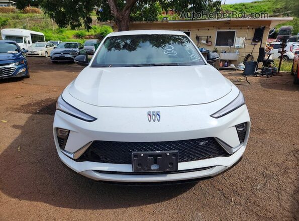 KL47LBEP8SB162127 2025 BUICK OTHER White Widok z przodu