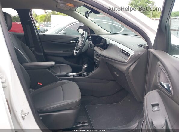 KL4AMBS28RB051065 2024 BUICK ENCORE White Widok wnętrza z przodu