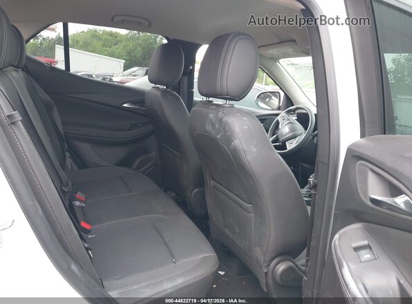 KL4AMBS28RB051065 2024 BUICK ENCORE White Widok naklejki z numerem VIN