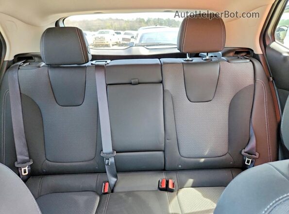 KL4AMCSL2RB001325 2024 BUICK ENCORE Серебряный Вид задних сидений