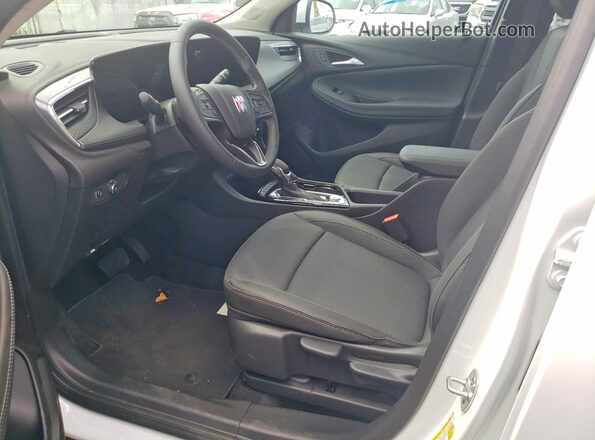 KL4AMCSL5TB095708 2026 BUICK ENCORE White წინა სალონის ხედი