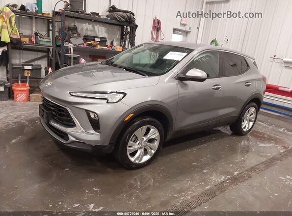 KL4AMCSL6RB003613 2024 BUICK ENCORE Серый Передняя левая четверть