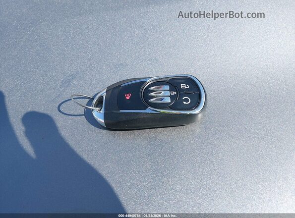 KL4AMDSL1SB041990 2025 BUICK ENCORE Серебряный Вид панели приборов