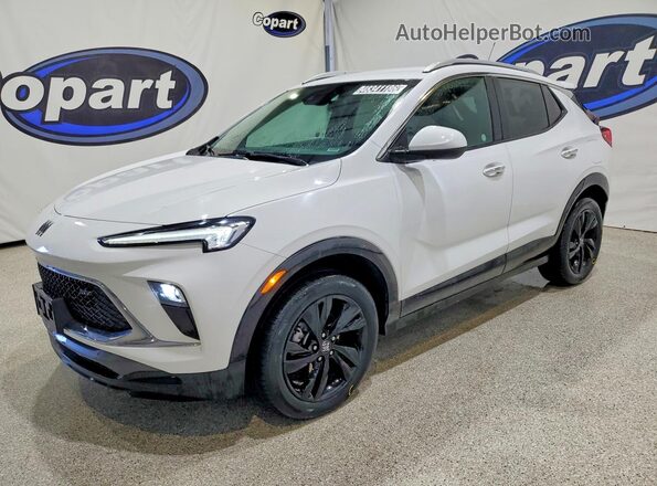 KL4AMESL1RB126070 2024 BUICK ENCORE Белый Передняя левая четверть