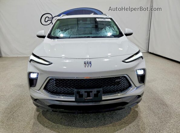 KL4AMESL1RB126070 2024 BUICK ENCORE Белый Вид спереди