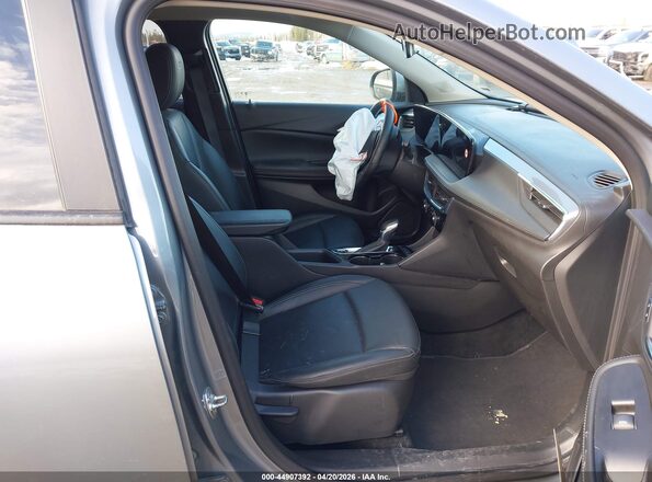 KL4AMESL4RB189275 2024 BUICK ENCORE Серый Вид салона спереди