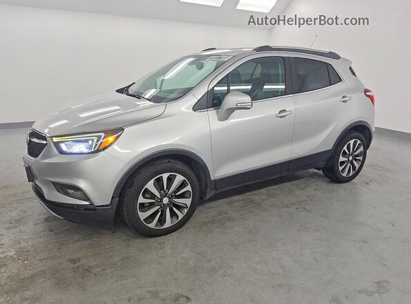 KL4CJCSB9JB647698 2018 BUICK ENCORE Silver Przód lewy