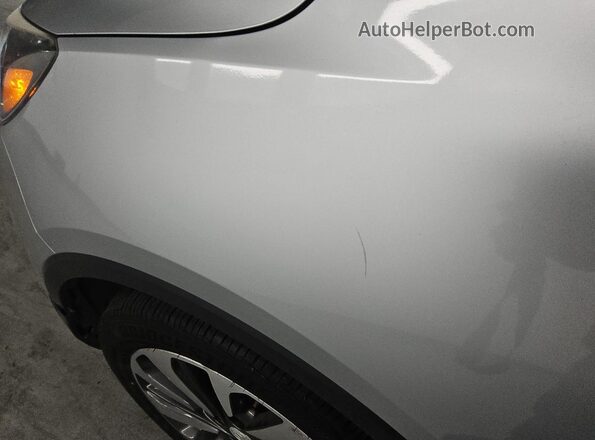 KL4CJCSB9JB647698 2018 BUICK ENCORE Silver 