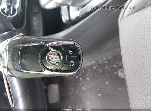 KL4MMDS27LB081111 2020 BUICK ENCORE Red Widok deski rozdzielczej