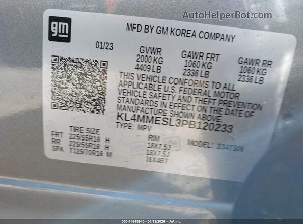KL4MMESL3PB120233 2023 BUICK ENCORE Gray Widok komory silnika