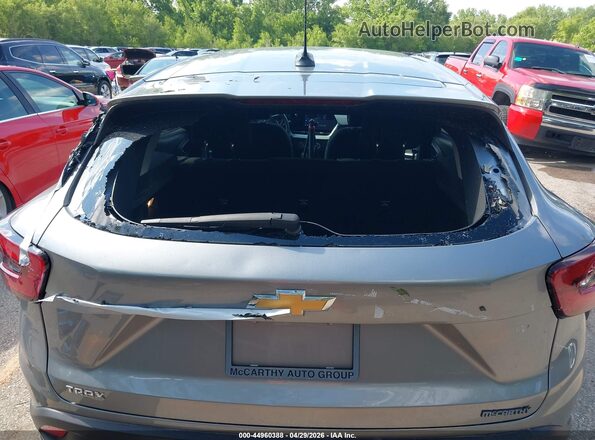 KL77LFE27RC025795 2024 CHEVROLET TRAX Gray Vista frontal