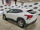 2025 Chevrolet Trax Ls White vin: KL77LFEP3SC170785