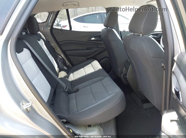 KL77LFEP9TC020374 2026 CHEVROLET TRAX Gray Vista de la etiqueta del VIN