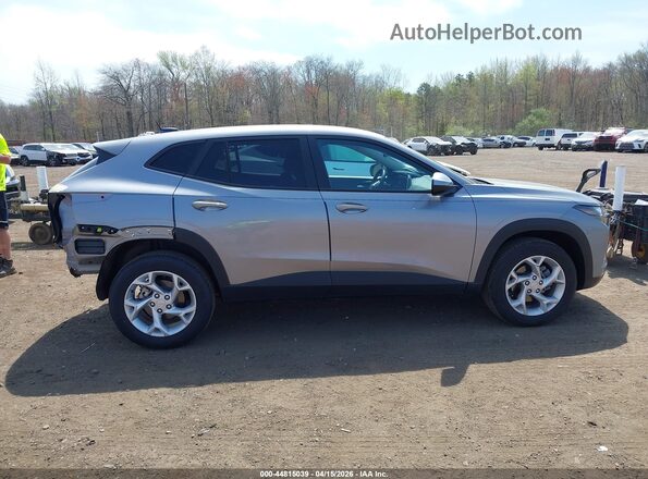 KL77LFEP9TC020374 2026 CHEVROLET TRAX Gray Vista interior de 360 grados