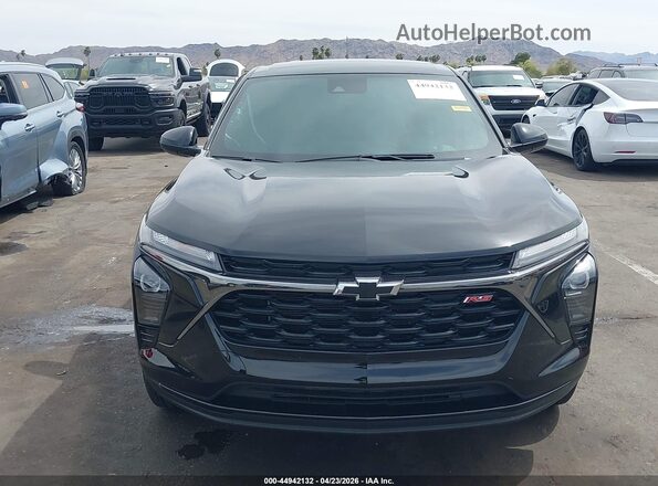 KL77LGEP0SC216062 2025 CHEVROLET TRAX Черный Вид щитка приборов