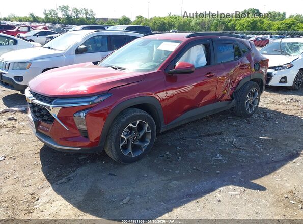 KL77LHE24RC228719 2024 CHEVROLET TRAX Красный Передняя левая четверть
