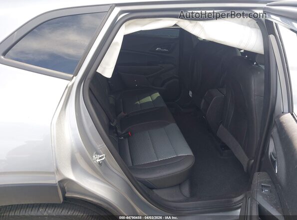 KL77LHEP0TC091278 2026 CHEVROLET TRAX Silver Widok naklejki z numerem VIN