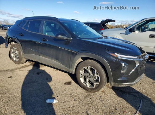 KL77LHEP2TC050084 2026 CHEVROLET TRAX Черный Передняя правая четверть