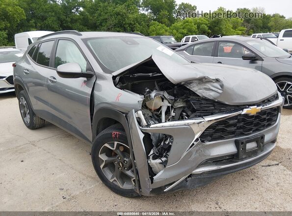 KL77LHEP3SC155943 2025 CHEVROLET TRAX Gray Передня права чверть
