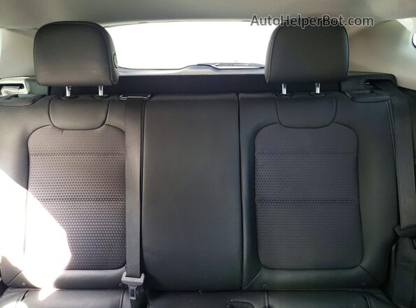 KL77LHEP3SC184231 2025 CHEVROLET TRAX Серый Вид задних сидений