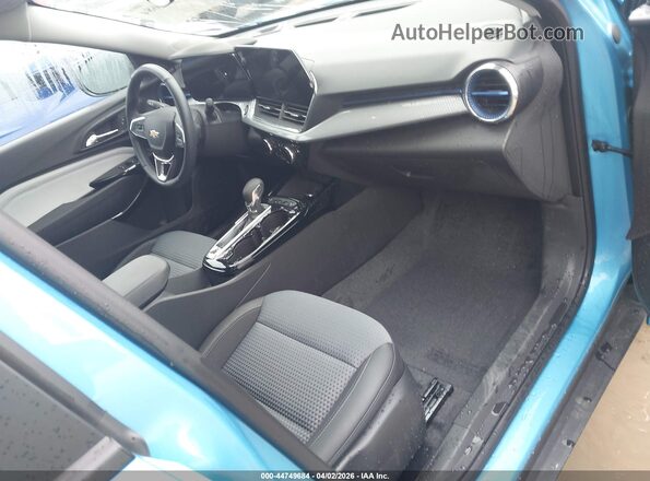 KL77LHEP5SC209551 2025 CHEVROLET TRAX Blue Սալոնի դիմացի տեսք