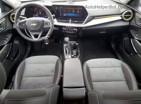 KL77LHEP5SC280863 2025 CHEVROLET TRAX Blue Вид панелі приладів