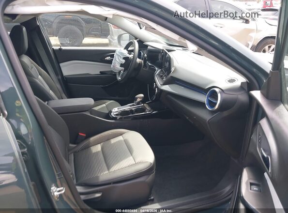 KL77LHEP6TC005438 2026 CHEVROLET TRAX Black Вид салону спереду