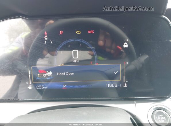 KL77LHEP7SC311529 2025 CHEVROLET TRAX Gray Widok tylnych siedzeń