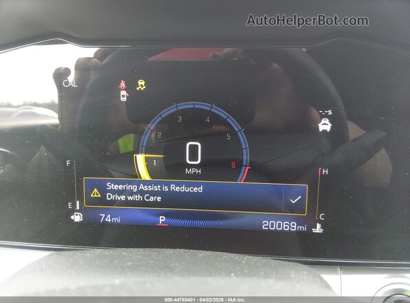 KL77LHEP9SC266917 2025 CHEVROLET TRAX Красный Вид задних сидений