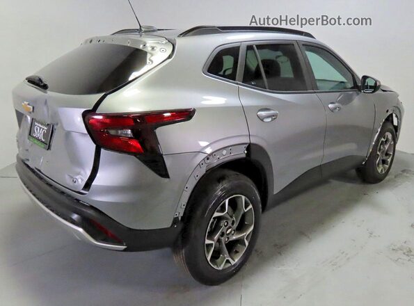 KL77LHEPXSC224689 2025 CHEVROLET TRAX Серебряный Задняя правая четверть