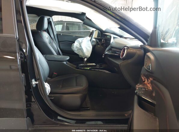 KL77LJE28SC248470 2025 CHEVROLET TRAX Черный Вид салона спереди