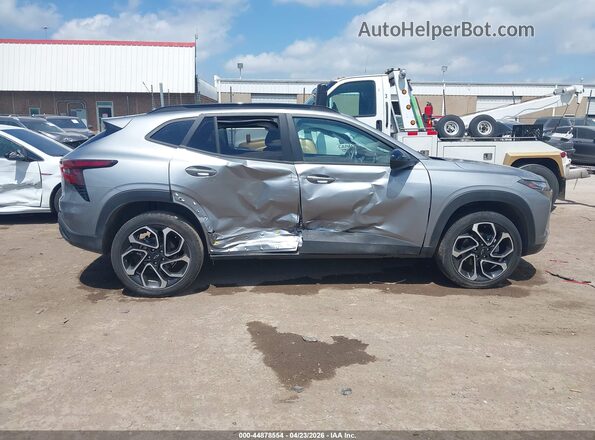 KL77LJEP2SC190349 2025 CHEVROLET TRAX Gray Vista interior trasera