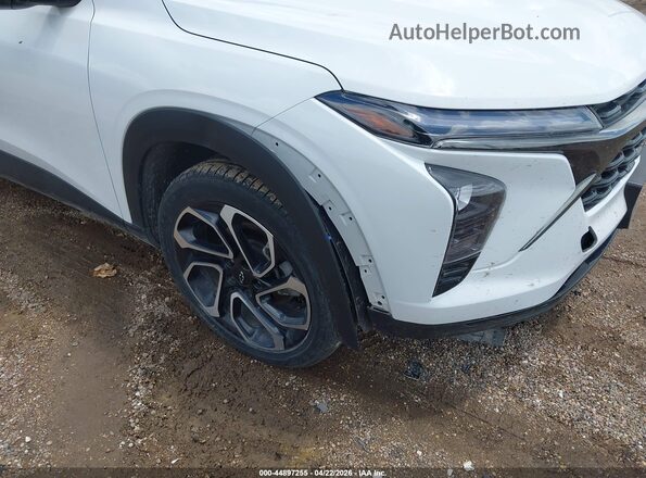 KL77LJEP3SC045868 2025 CHEVROLET TRAX Белый Вид спереди