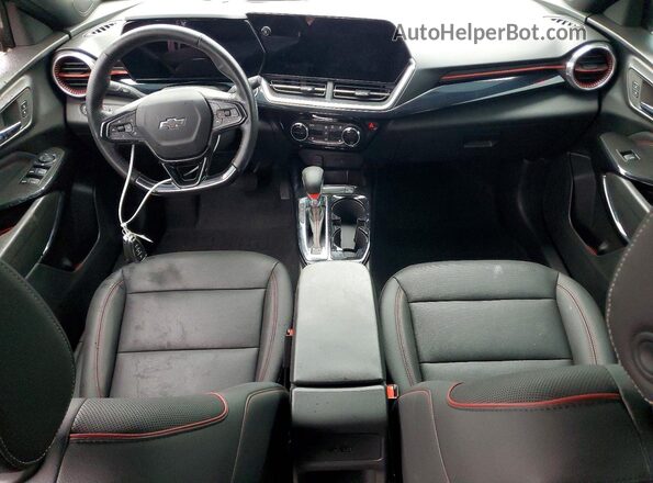 KL77LJEP9SC293414 2025 CHEVROLET TRAX Black Widok deski rozdzielczej