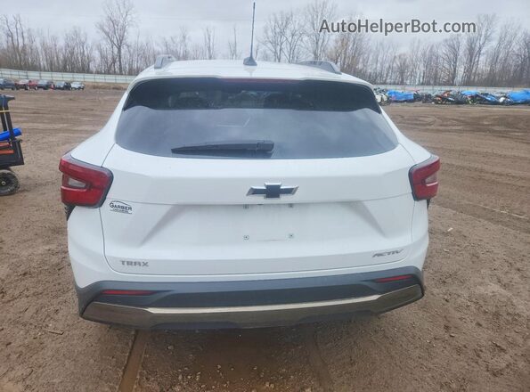 KL77LKE2XRC163968 2024 CHEVROLET TRAX Белый Вид сзади