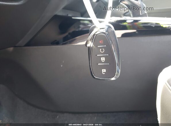 KL77LKEP4SC222174 2025 CHEVROLET TRAX White Вид панелі приладів