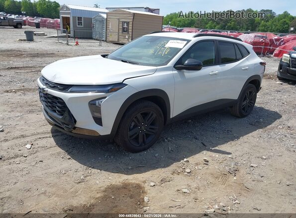 KL77LKEP4SC222174 2025 CHEVROLET TRAX White Передня ліва чверть