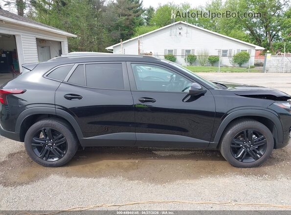 KL77LKEP6SC024762 2025 CHEVROLET TRAX Black Widok wnętrza z tyłu