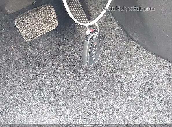 KL77LKEP7SC118116 2025 CHEVROLET TRAX Белый Вид панели приборов