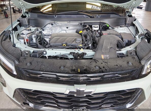 KL77LKEP7SC274866 2025 CHEVROLET TRAX Green Вид ззаду