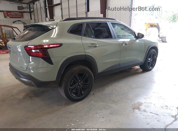 KL77LKEP7SC274866 2025 CHEVROLET TRAX Green Задня права чверть