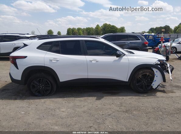 KL77LKEP9SC054032 2025 CHEVROLET TRAX White Vista interior trasera