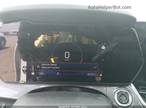 KL77LKEP9SC054032 2025 CHEVROLET TRAX White Vista de los asientos traseros