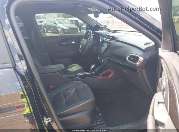 KL79MTSL0NB143558 2022 CHEVROLET TRAILBLAZER Черный Вид салона спереди