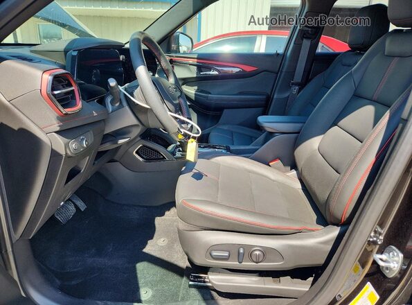 KL79MTSL0SB170948 2025 CHEVROLET TRAILBLAZER Двухцветный Вид салона спереди