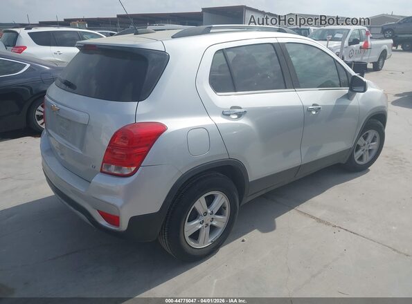 KL7CJLSB2LB009945 2020 CHEVROLET TRAX Silver Задня права чверть