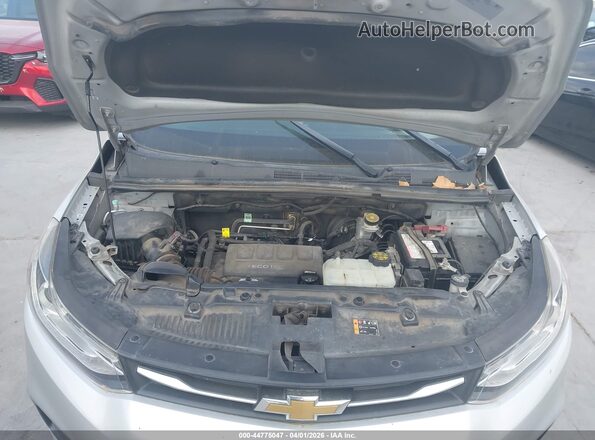 KL7CJLSB2LB009945 2020 CHEVROLET TRAX Silver Вид ззаду