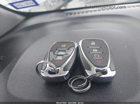 KL7CJLSB2LB009945 2020 CHEVROLET TRAX Silver Вид панелі приладів